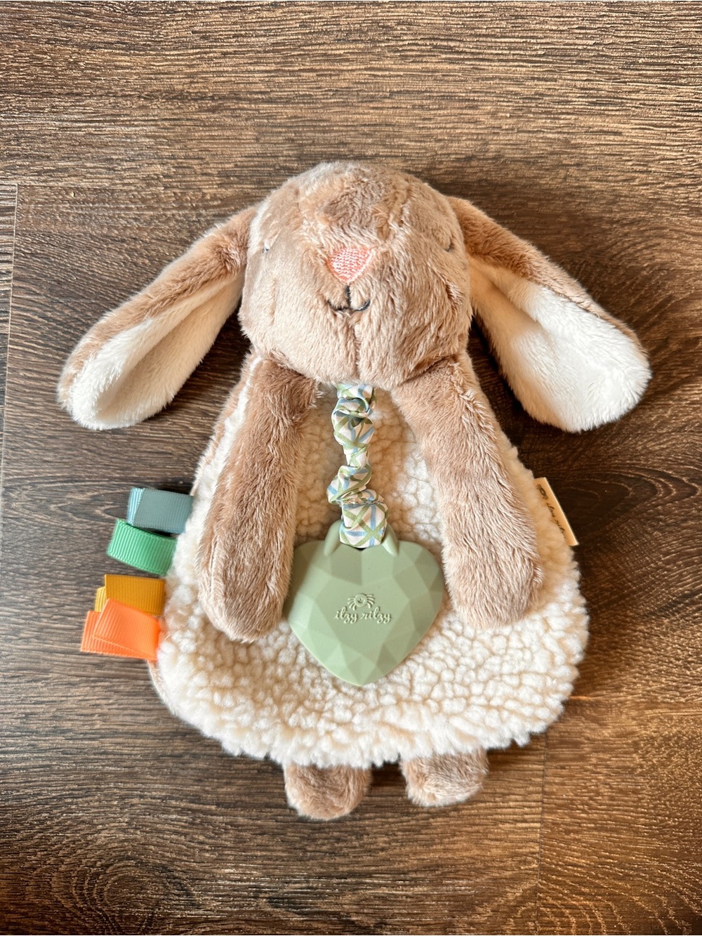 Itzy Ritzy Bunny Plush Teether Baby Toy Lovey Crinkle Rattle Tag Tan Green